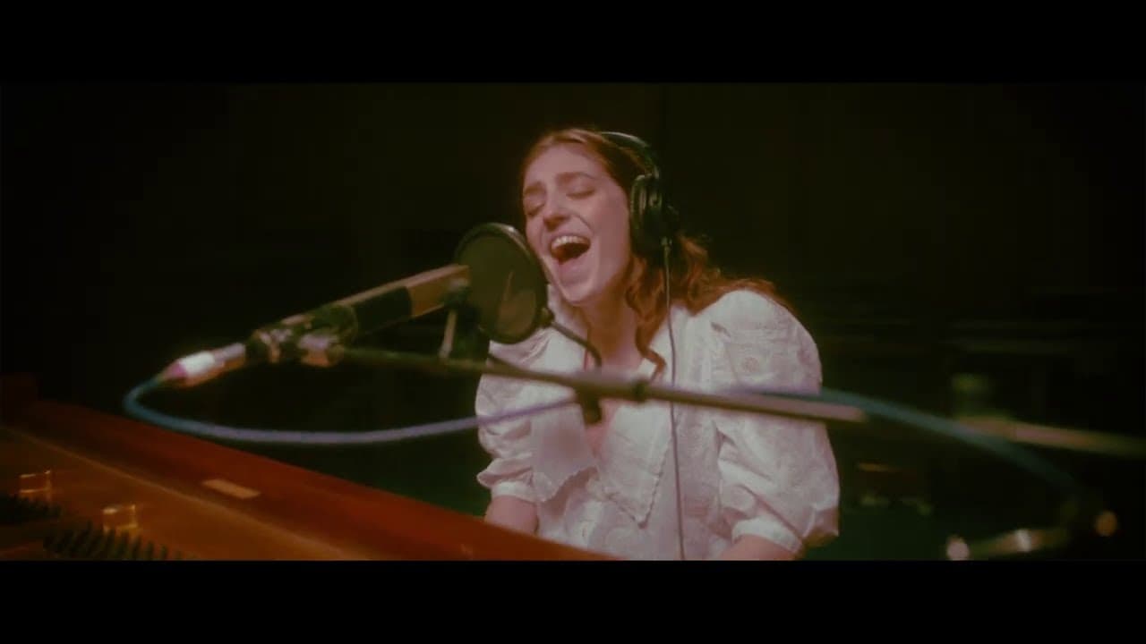 Birdy - Deepest Lonely (Official Live Performance Video)