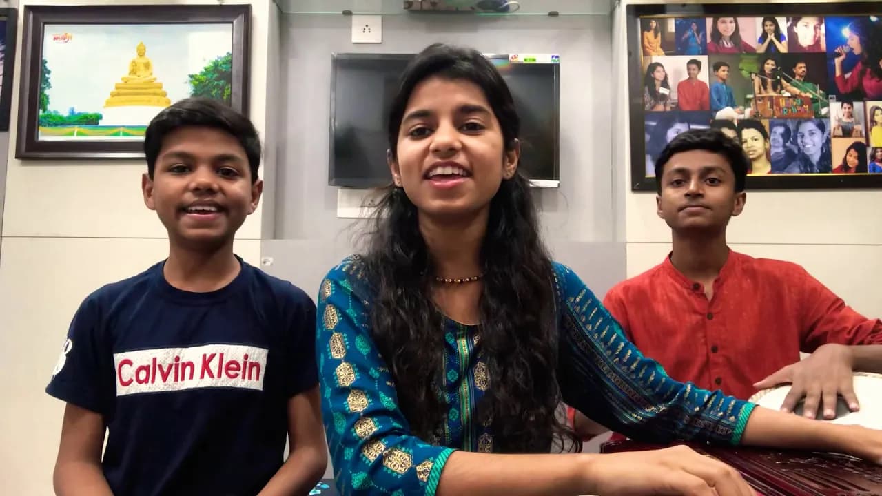 Hamne aangan nahi buhara (bhajan) by Maithili Thakur, Rishav Thakur and Ayachi Thakur