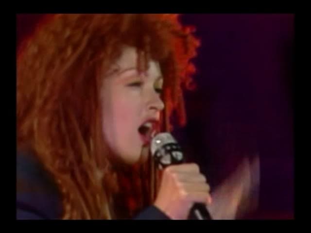 Roger Waters Pink Floyd The Wall Live In Berlin 1990   Another Brick In The Wall Feat  Cyndi Lauper