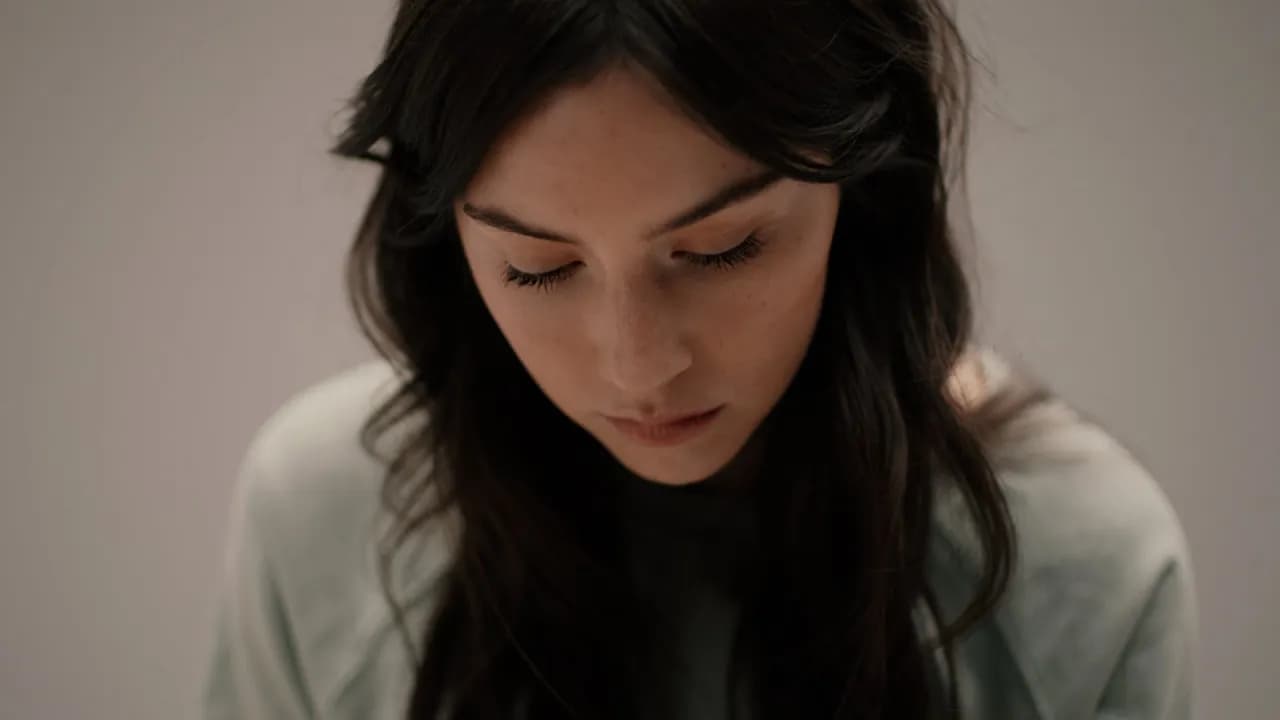 benny blanco & Gracie Abrams - Unlearn (Official Music Video)