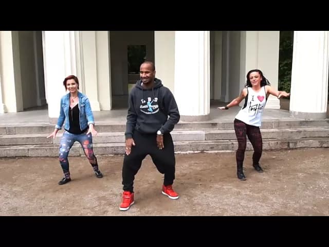 Vladimir Gerónimo  - Mama Africa by Bracket