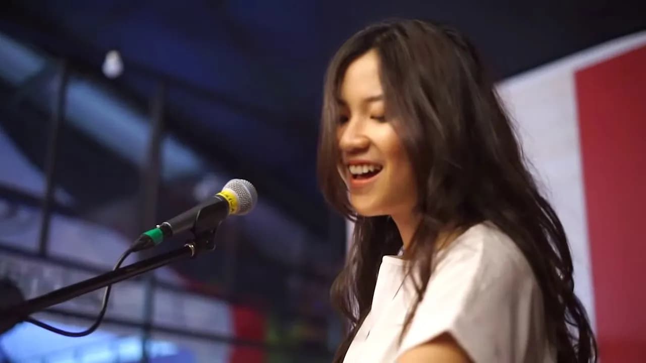 Danilla Riyadi - Senja Di Ambang Pilu ( Live  )