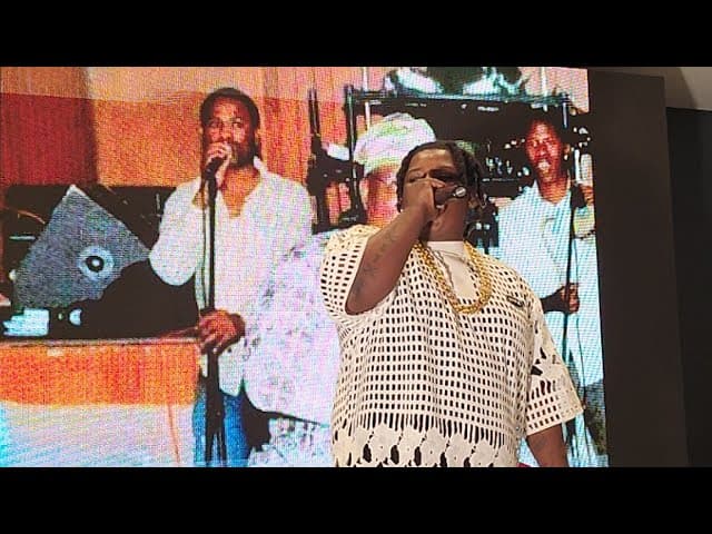SIKIRU AYINDE BARRISTER SON BARRY JHAY MAKES K1 DE ULTIMATE GOES EMOTIONAL WITH HIS FATHER MUSIC
