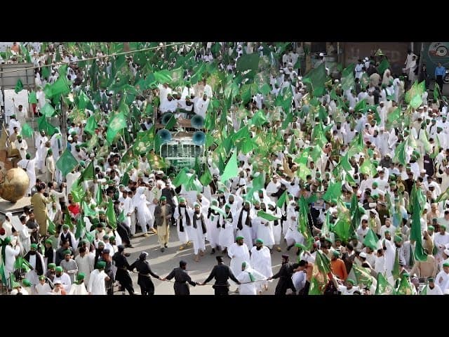 Labbaik Ya Rasool Allah -ﷺ Hafiz Tahir Qadri, Eid Milad Un Nabi - Robi Ul Awal लब्बैक या रसूल अल्लाह