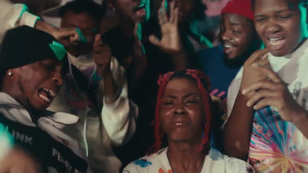 Candy Bleakz - Tikuku (Official Music Video)