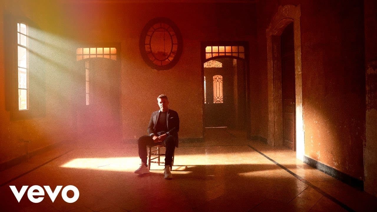 Alejandro Sanz - Iba (Vídeo Oficial)