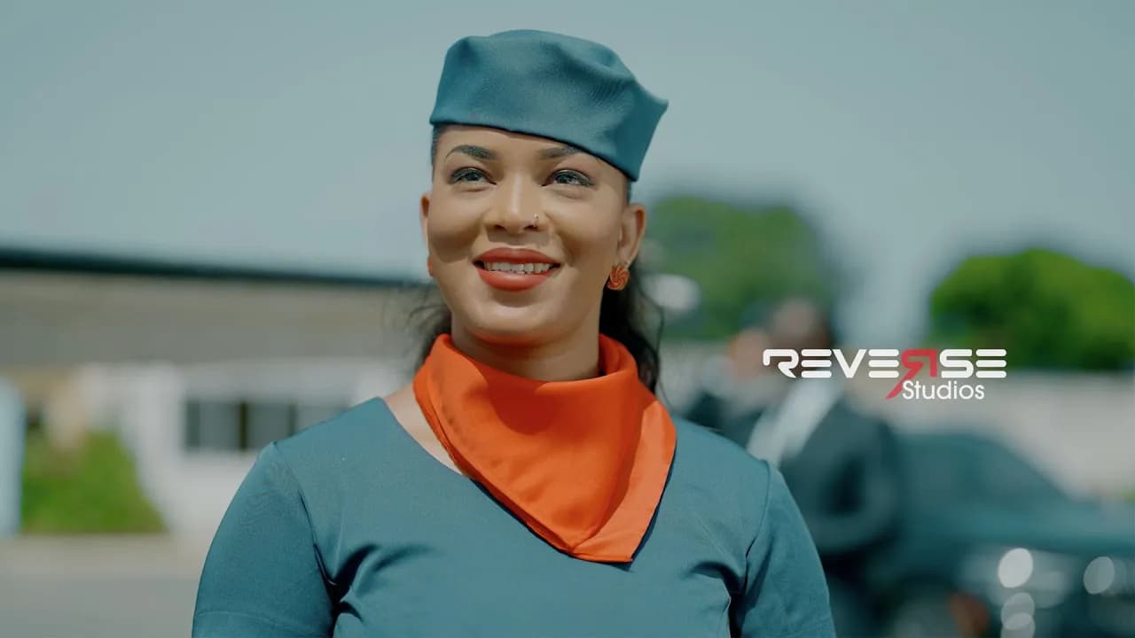 ADVISER  - VAR