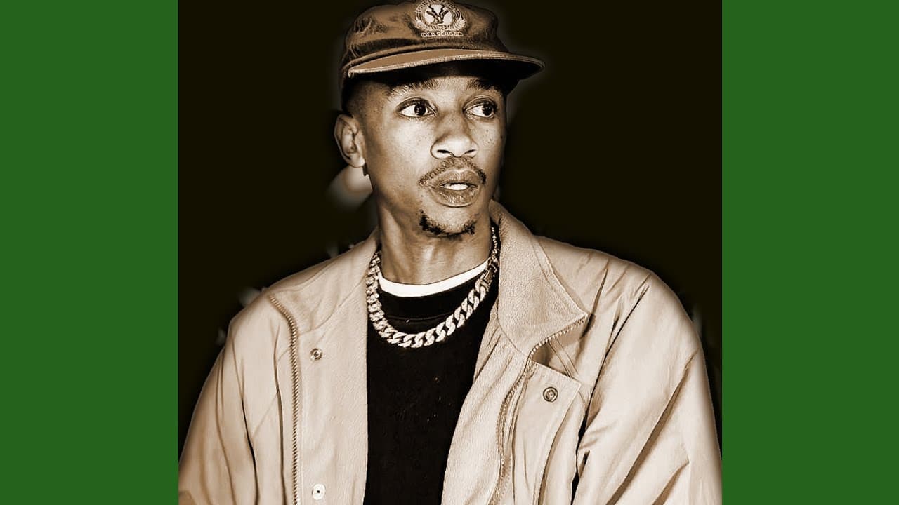Scotts Maphuma - SyaWaver Ft. Uncool MC, Mluusician & Dlala Regal