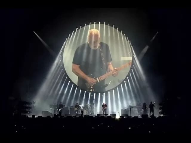 David Gilmour - Comfortably Numb 2015 Live in South America